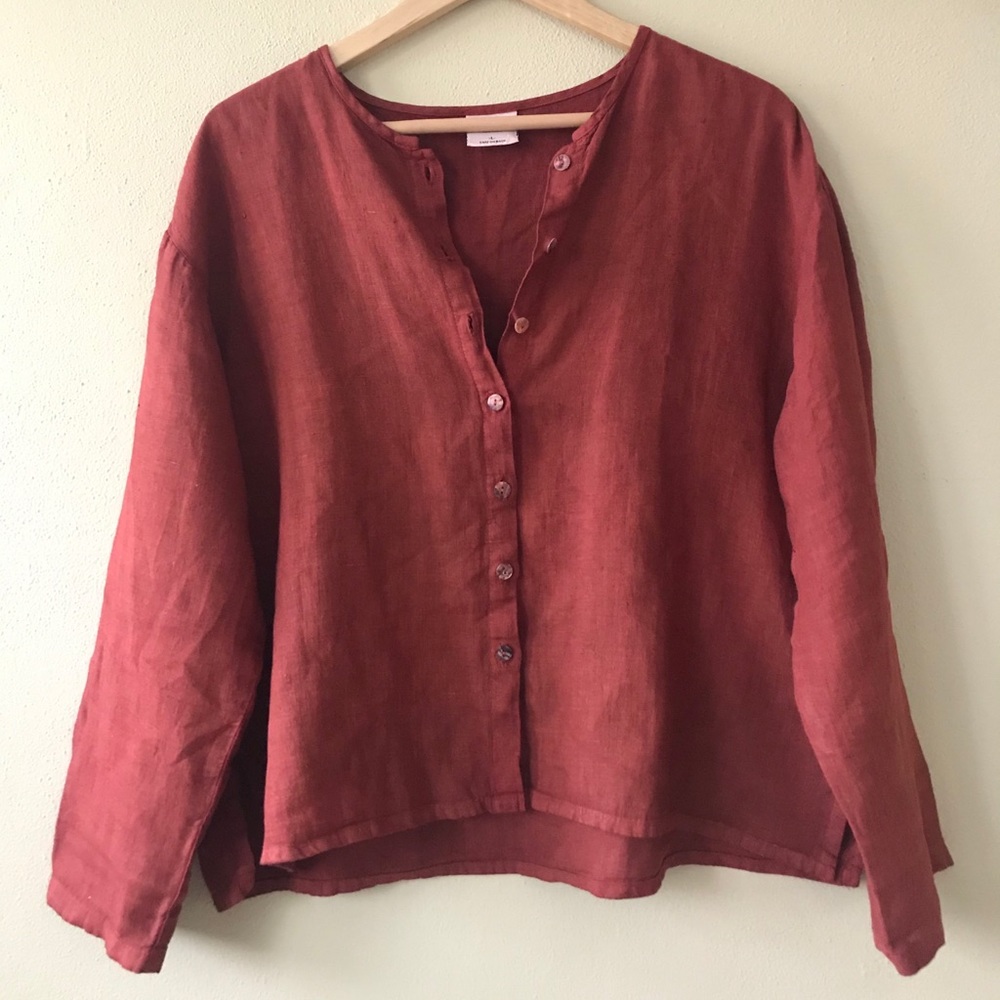 Linen Button Down